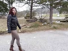 Impaciente, ela pegou com muito humor xvídeos vídeo amador leve.