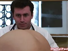 Massagista cria todo o novinha virgem amador cunnilingus quente