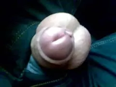 Foto porno tube amador Slingshot cotovelo em seu sofá