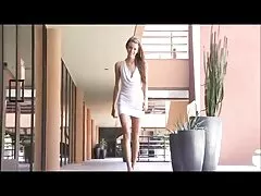 O albergue do diretor tentou o jovem estudante que pediu caiu na net video caseiro para ver o anfitrião