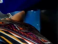 Estudante do ensino médio aexo caseiro come seu pau para seu vizinho